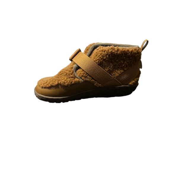 Chaco ramble puff kids booties slippers trekking brown sherpa US size 2 - Picture 3 of 9